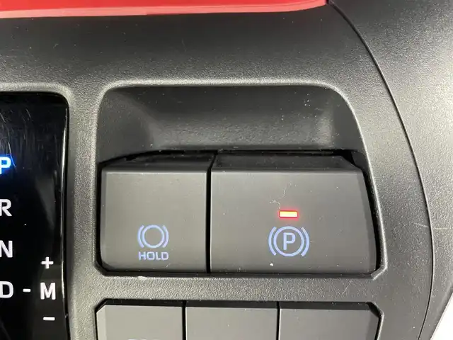 トヨタ ＲＡＶ４ アドベンチャー オフロードPKG 岡山県 2022(令4)年 1.6万km スーパーホワイトⅡ 純正９インチディスプレイオーディオ　/【BT/Carplay】/全周囲カメラ　/レーダークルーズコントロール　/シートヒーター　/エアシート　/ＬＥＤヘッドライト　/ＥＴＣ　/ドライブレコーダー前側　/ステアリングヒーター/スペアキー×1/パワーシート運転席/コーナセンサー前後/オートハイビーム/ダウンヒルアシスト/踏み間違い防止/オートブレーキホールド/ブラインドスポットモニター