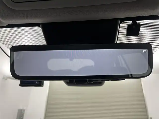 トヨタ ＲＡＶ４ アドベンチャー オフロードPKG 岡山県 2022(令4)年 1.6万km スーパーホワイトⅡ 純正９インチディスプレイオーディオ　/【BT/Carplay】/全周囲カメラ　/レーダークルーズコントロール　/シートヒーター　/エアシート　/ＬＥＤヘッドライト　/ＥＴＣ　/ドライブレコーダー前側　/ステアリングヒーター/スペアキー×1/パワーシート運転席/コーナセンサー前後/オートハイビーム/ダウンヒルアシスト/踏み間違い防止/オートブレーキホールド/ブラインドスポットモニター