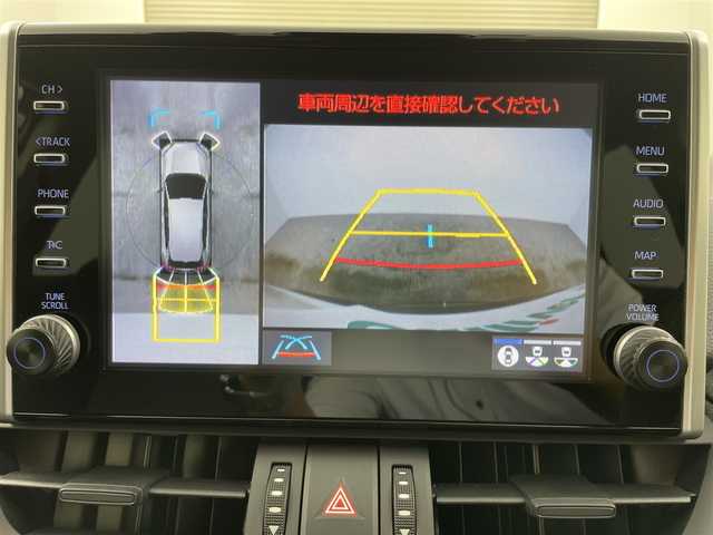 トヨタ ＲＡＶ４ アドベンチャー オフロードPKG 岡山県 2022(令4)年 1.6万km スーパーホワイトⅡ 純正９インチディスプレイオーディオ　/【BT/Carplay】/全周囲カメラ　/レーダークルーズコントロール　/シートヒーター　/エアシート　/ＬＥＤヘッドライト　/ＥＴＣ　/ドライブレコーダー前側　/ステアリングヒーター/スペアキー×1/パワーシート運転席/コーナセンサー前後/オートハイビーム/ダウンヒルアシスト/踏み間違い防止/オートブレーキホールド/ブラインドスポットモニター