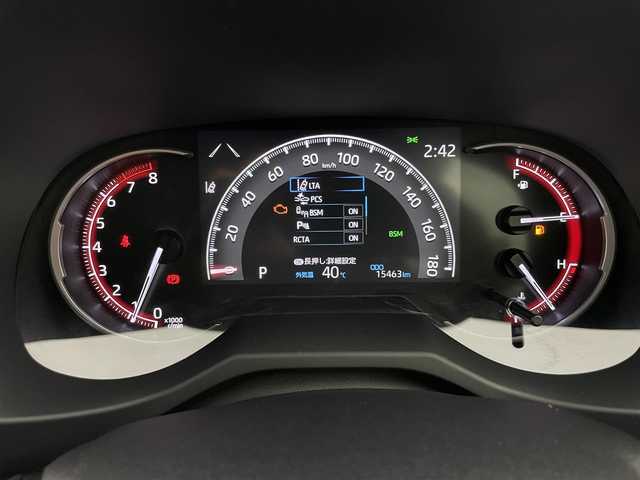 トヨタ ＲＡＶ４ アドベンチャー オフロードPKG 岡山県 2022(令4)年 1.6万km スーパーホワイトⅡ 純正９インチディスプレイオーディオ　/【BT/Carplay】/全周囲カメラ　/レーダークルーズコントロール　/シートヒーター　/エアシート　/ＬＥＤヘッドライト　/ＥＴＣ　/ドライブレコーダー前側　/ステアリングヒーター/スペアキー×1/パワーシート運転席/コーナセンサー前後/オートハイビーム/ダウンヒルアシスト/踏み間違い防止/オートブレーキホールド/ブラインドスポットモニター