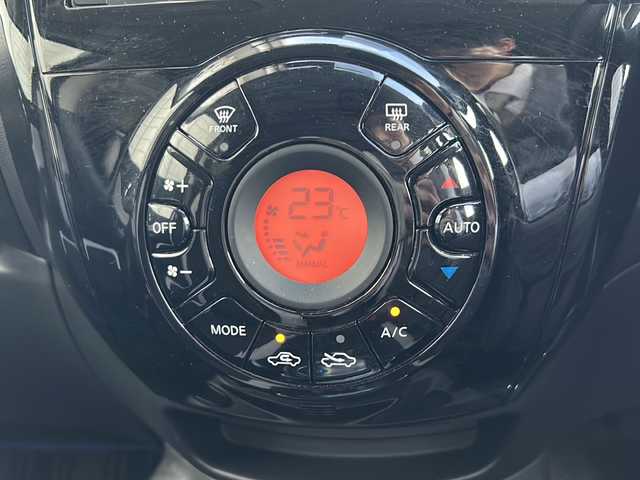 日産 ノート e－パワー X 神奈川県 2017(平29)年 9.9万km スーパーブラック 純正ディーラーナビ(CD/SD/AUX/BT/ワンセグTV)/バックカメラ/衝突被害軽減ブレーキ/レーンキープアシスト/前車両発進アラート/横滑り防止装置/ETC/前方ドライブレコーダー/純正フロアマット/オートライト/ステアリングスイッチ/ISOFIX/保証書/取扱説明書