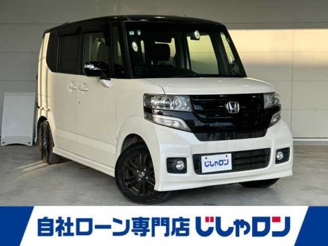 ホンダ Ｎ ＢＯＸ 2トーン カスタム G Lパッケージ 沖縄県 2015(平27)年 6.2万km プレミアムホワイトパールⅡ (株)IDOMが運営する【じしゃロンコザ店】の自社ローン専用車両になりますこちらは現金またはオートローンご利用時の価格です。自社ローンご希望の方は別途その旨お申付け下さい/純正ナビ　/フルセグＴＶ　/ＥＴＣ　/ドライブレコーダー前後　/ＤＶＤ再生　/Ｂｌｕｅｔｏｏｔｈ接続　/片側パワースライドドア　/パワーステアリング　/キセノンヘッドライト　/オートライト　/プッシュスタート