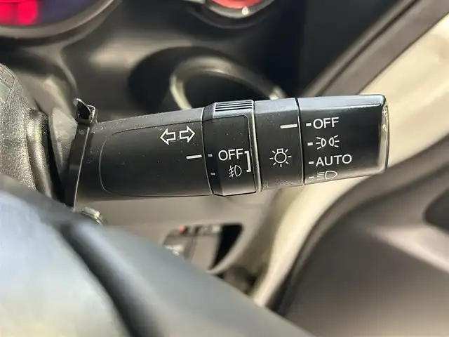 ホンダ Ｎ ＢＯＸ 2トーン カスタム G Lパッケージ 沖縄県 2015(平27)年 6.2万km プレミアムホワイトパールⅡ (株)IDOMが運営する【じしゃロンコザ店】の自社ローン専用車両になりますこちらは現金またはオートローンご利用時の価格です。自社ローンご希望の方は別途その旨お申付け下さい/純正ナビ　/フルセグＴＶ　/ＥＴＣ　/ドライブレコーダー前後　/ＤＶＤ再生　/Ｂｌｕｅｔｏｏｔｈ接続　/片側パワースライドドア　/パワーステアリング　/キセノンヘッドライト　/オートライト　/プッシュスタート