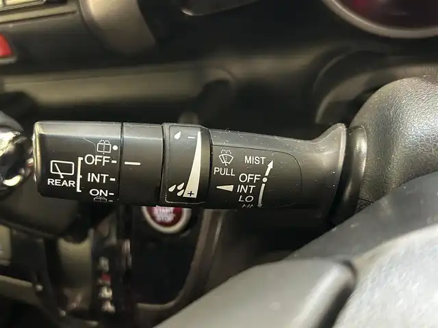 ホンダ Ｎ ＢＯＸ 2トーン カスタム G Lパッケージ 沖縄県 2015(平27)年 6.2万km プレミアムホワイトパールⅡ (株)IDOMが運営する【じしゃロンコザ店】の自社ローン専用車両になりますこちらは現金またはオートローンご利用時の価格です。自社ローンご希望の方は別途その旨お申付け下さい/純正ナビ　/フルセグＴＶ　/ＥＴＣ　/ドライブレコーダー前後　/ＤＶＤ再生　/Ｂｌｕｅｔｏｏｔｈ接続　/片側パワースライドドア　/パワーステアリング　/キセノンヘッドライト　/オートライト　/プッシュスタート