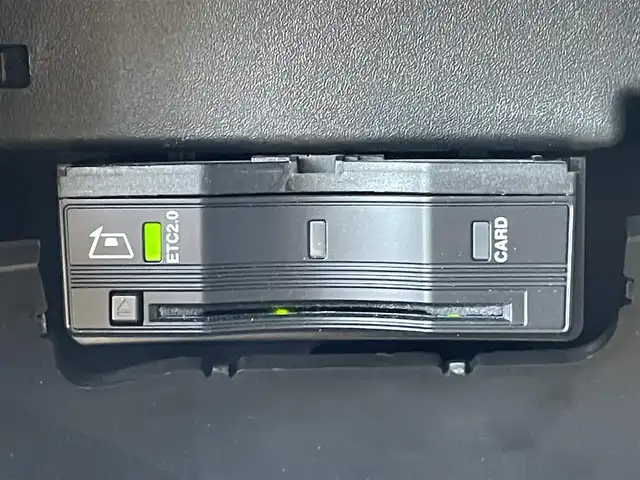 メルセデス・ベンツ ＧＬＢ２００ｄ AMGライン 静岡県 2021(令3)年 4万km ポーラホワイト ナビゲーションパッケージ/・ITSスポット対応DSRC車載器/・Wコネクテッド・ドライブ・プロフェッショナル/・ライブ・コックピット/AMGライン/ワンオーナー/アンビエントライト/オートハイビーム/シートヒーター /電動リアゲート/360°カメラ/レーダーセーフティーパッケージ/ETC/LEDライト