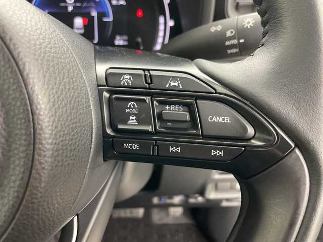 トヨタ シエンタ ハイブリッド Z 道央・札幌 2023(令5)年 1.6万km ホワイトパールクリスタルシャイン ・4WD/・寒冷地仕様/・純正8インチディスプレイオーディオ/&BT&USB&AppleCarPlay&AndroidAuto/・両側パワースライドドア/・バックカメラ/・トヨタセーフティセンス/・ブラインドスポットモニター/・アダプティブクルーズコントロール/・レーンキープアシスト/・横滑り防止装置/・前後社外ドライブレコーダー/・純正ビルトインETC/・フロントワイパーデアイサー/・ドアミラーヒーター&ウィンカー/・LEDヘッドライト/・オートライト/・オートマチックハイビーム/・スマートキー/・スペアキー