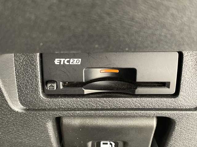 日産 オーラ ニスモ 奈良県 2022(令4)年 2.4万km ダークメタルグレー/スーパーブラック2トーン 純正ナビ/・BT/Applecarplay/AndoroidAuto/プロパイロット/レーダークルーズコントロール/レーンキープアシスト/衝突被害軽減ブレーキ/クリアランスソナー/ブラインドスポットモニタリング/全方位カメラ/標識認識機能/オートハイビーム/電動パーキング/オートホールド/シートヒーター/ETC2.0/デジタルインナーミラー/LEDヘッドライト