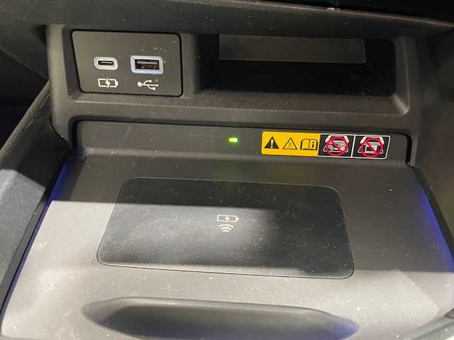 レクサス ＮＸ 450h+ Fスポーツ 宮城県 2022(令4)年 4.6万km ヒートブルーコントラストレイヤリング サンルーフ/４WD/FSPORT専用オレンジブレーキキャリパー/レクサスセーフティシステム＋/・プリクラッシュセーフティ/・レーダークルーズコントロール/・レーントレーシングアシスト/・アダプティブハイビームシステム/・ロードサインアシスト/・ドライバー異常時対応システム/・プロアクティブドライビングアシスト/・フロントクラストラフィックアラート/・レーンチェンジアシスト/・レーンディパーチャーアラート/・発進遅れ告知機能/純正ナビ/・コネクティッドナビ/フルセグTV/USB/・全方位カメラ/・ドライブレコーダー/・純正ETC２．０/・デジタルインナーミラー/寒冷地仕様/本革シート/・シートヒーター/・シートベンチレーション/・パワーシート/・シートメモリー/革巻きステアリング/・ステアリングヒーター/・ステアリングスイッチ/・パドルシフト/ブラインドスポットモニター/ヘッドアップディスプレイ/電子パーキング/・オートブレーキホールド/パワーバックドア/純正フロアマット/純正アルミホイール/純正ヴィークルパワーコネクタ