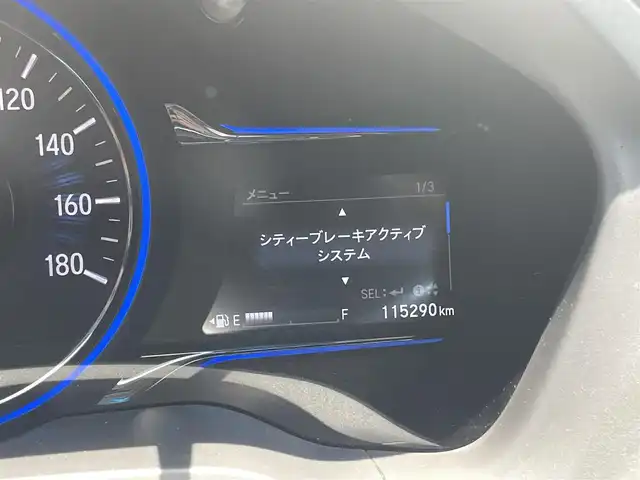 ホンダ ヴェゼル ハイブリッド Z 長崎県 2014(平26)年 11.6万km ホワイトオーキッドパール (株)IDOMが運営する【じしゃロン長崎店】の自社ローン専用車両になりますこちらは現金またはオートローンご利用時の価格です。自社ローンご希望の方は別途その旨お申付け下さい/ナビ　/バックカメラ　/ハーフレザーシート　/シートヒーター　/クルーズコントロール　/衝突被害軽減ブレーキ　/ＬＥＤヘッドライト　/オートライト　/パドルシフト　/ＥＴＣ　/コーナーセンサー　/プッシュスタート/スマートキー/電格ミラー
