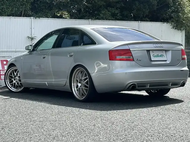 アウディ Ａ６ 3．2 FSI クワトロ 茨城県 2007(平19)年 14万km シルバーレイクM W＋サイドエアバッグ/後部サイドエアバッグ/ETC/純正モニター/バックカメラ/クルーズコントロール/パワーシート（D＋N席）/シートヒーター（全席）/本革シート