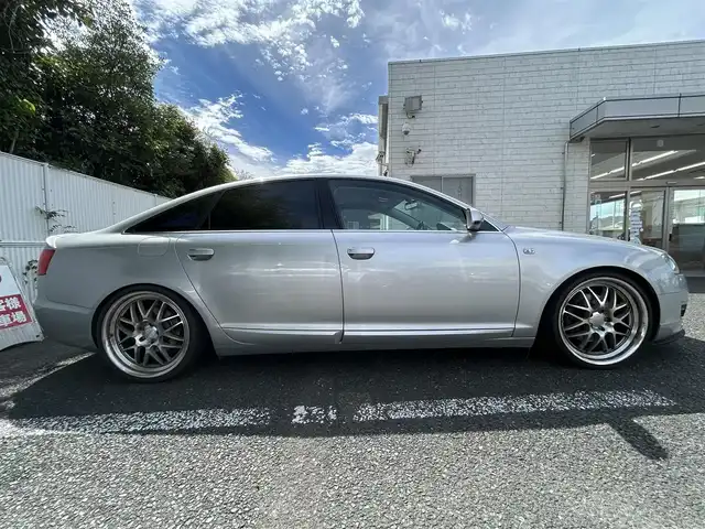 アウディ Ａ６ 3．2 FSI クワトロ 茨城県 2007(平19)年 14万km シルバーレイクM W＋サイドエアバッグ/後部サイドエアバッグ/ETC/純正モニター/バックカメラ/クルーズコントロール/パワーシート（D＋N席）/シートヒーター（全席）/本革シート