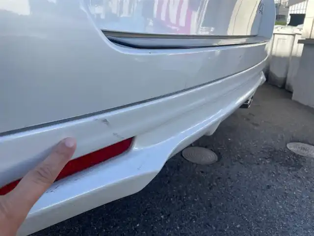 トヨタ カローラ フィールダー HV G エアロツアラー W×B 愛知県 2015(平27)年 11.1万km ホワイトパールクリスタルシャイン /当店買取/禁煙/TRDフロントエアロ//純正ナビNSZN-W64T/バックカメラ//フルセグTV/CD/SD/Bluetooth/DVD//社外ガングリップステアリング//社外マフラーガナドール//社外16AW//HID/Aライト/ハーフレザー//SRSカーテンエアバック//ISOFIX/純正Fマット/ドアバイザー//保証書/取説/ナビ取説/スマートキー//エアロ/ドラレコ