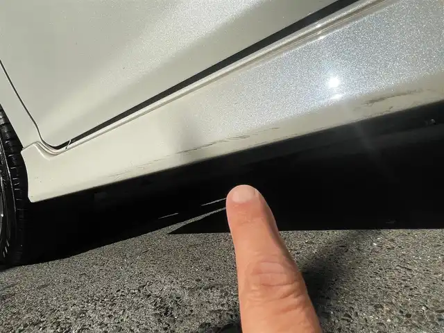 トヨタ カローラ フィールダー HV G エアロツアラー W×B 愛知県 2015(平27)年 11.1万km ホワイトパールクリスタルシャイン /当店買取/禁煙/TRDフロントエアロ//純正ナビNSZN-W64T/バックカメラ//フルセグTV/CD/SD/Bluetooth/DVD//社外ガングリップステアリング//社外マフラーガナドール//社外16AW//HID/Aライト/ハーフレザー//SRSカーテンエアバック//ISOFIX/純正Fマット/ドアバイザー//保証書/取説/ナビ取説/スマートキー//エアロ/ドラレコ