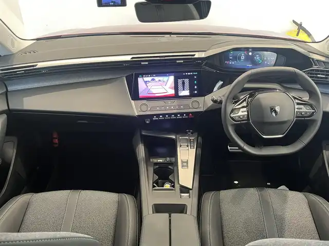 プジョー ３０８ SW アリュール ブルーHDi 岐阜県 2022(令4)年 1.6万km 赤 PEUGEOT i Connect/　Bluetooth FM AM/AppleCarPlay/Android Auto/アクティブセーフティブレーキ/アクティブクルーズコントロール　ストップアンドゴー機能付/レーンポジショニングアシスト/リアクロストラフィックアラート/ブラインドスポットモニターシステム/トラフィックサインインフォメーション/エレクトリックパーキングブレーキ/ブレーキアシスト/インテリアアンビエンスランプ/ドライバーアテンションアラート/フロントシートベルトプリテンショナー