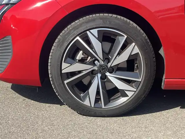 プジョー ３０８ SW アリュール ブルーHDi 岐阜県 2022(令4)年 1.6万km 赤 PEUGEOT i Connect/　Bluetooth FM AM/AppleCarPlay/Android Auto/アクティブセーフティブレーキ/アクティブクルーズコントロール　ストップアンドゴー機能付/レーンポジショニングアシスト/リアクロストラフィックアラート/ブラインドスポットモニターシステム/トラフィックサインインフォメーション/エレクトリックパーキングブレーキ/ブレーキアシスト/インテリアアンビエンスランプ/ドライバーアテンションアラート/フロントシートベルトプリテンショナー