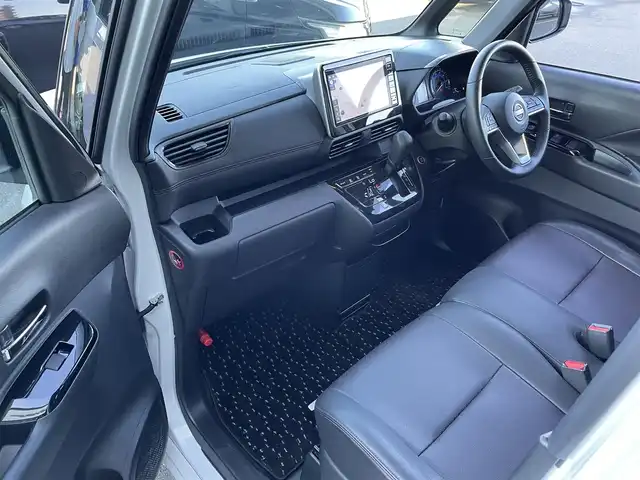 日産 ルークス HWS Gターボ プロパイロットED 東京都 2024(令6)年 0.3万km ホワイトパール ワンオーナー/日産純正9インチナビ/・Bluetooth接続/・フルセグTV/全方位モニター/ドライブレコーダー/プロパイロット/エマージェンシーブレーキ/車線逸脱警報/車線逸脱防止支援/先行車発進お知らせ/速度標識表示/道路標識表示/ふらつき警報/電子パーキング/オートホールド/サーキュレーター（プラズマクラスター）/リアサンシェード/アイドリングストップ/両側パワースライドドア/アイドリングストップ/純正フロアマット/純正15インチアルミホイール/スマートキー/スペアキー/保証書/取扱説明書