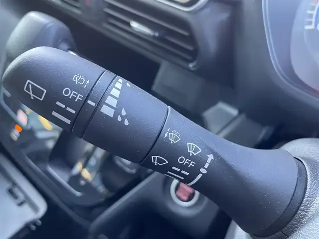 日産 ルークス HWS Gターボ プロパイロットED 東京都 2024(令6)年 0.3万km ホワイトパール ワンオーナー/日産純正9インチナビ/・Bluetooth接続/・フルセグTV/全方位モニター/ドライブレコーダー/プロパイロット/エマージェンシーブレーキ/車線逸脱警報/車線逸脱防止支援/先行車発進お知らせ/速度標識表示/道路標識表示/ふらつき警報/電子パーキング/オートホールド/サーキュレーター（プラズマクラスター）/リアサンシェード/アイドリングストップ/両側パワースライドドア/アイドリングストップ/純正フロアマット/純正15インチアルミホイール/スマートキー/スペアキー/保証書/取扱説明書