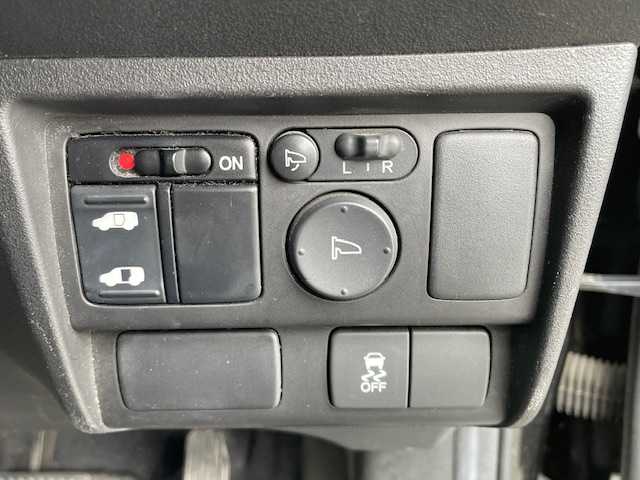 ホンダ フリード スパイク ハイブリット ジャストセレクション+ 静岡県 2014(平26)年 12.4万km プレミアムスパークルブラックパール