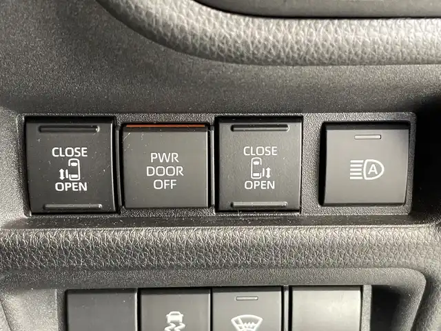 トヨタ シエンタ ハイブリッド Z 栃木県 2024(令6)年 1.4万km アーバンカーキ 純正メモリナビ/（Bluetooth/USB/フルセグTV）/バックカメラ/全方位カメラ/トヨタチームメイト/プリクラッシュセーフティ/レーンデパーチャーアラート/ロードサインアシスト/オートマチックハイビーム/ETC/両側パワースライドドア/オートライト/LEDヘッドライト/横滑り防止装置/スマートキー/プッシュスタート/アイドリングストップ/ステアリングスイッチ/電動格納ミラー/純正フロアマット