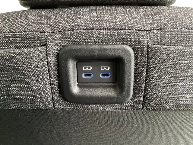 トヨタ シエンタ ハイブリッド Z 栃木県 2024(令6)年 1.4万km アーバンカーキ 純正メモリナビ/（Bluetooth/USB/フルセグTV）/バックカメラ/全方位カメラ/トヨタチームメイト/プリクラッシュセーフティ/レーンデパーチャーアラート/ロードサインアシスト/オートマチックハイビーム/ETC/両側パワースライドドア/オートライト/LEDヘッドライト/横滑り防止装置/スマートキー/プッシュスタート/アイドリングストップ/ステアリングスイッチ/電動格納ミラー/純正フロアマット