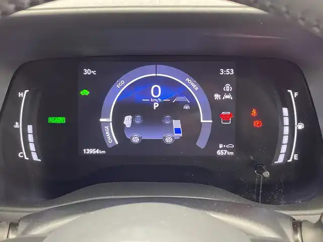 トヨタ シエンタ ハイブリッド Z 栃木県 2024(令6)年 1.4万km アーバンカーキ 純正メモリナビ/（Bluetooth/USB/フルセグTV）/バックカメラ/全方位カメラ/トヨタチームメイト/プリクラッシュセーフティ/レーンデパーチャーアラート/ロードサインアシスト/オートマチックハイビーム/ETC/両側パワースライドドア/オートライト/LEDヘッドライト/横滑り防止装置/スマートキー/プッシュスタート/アイドリングストップ/ステアリングスイッチ/電動格納ミラー/純正フロアマット