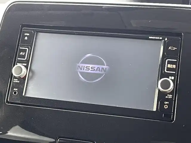 日産 セレナ ハイウェイスター G 福島県 2016(平28)年 3.8万km ブリリアントホワイトパール エマージェンシーブレーキ/・レーンキープアシスト/・標識認識機能/・プロパイロット/・クリアランスソナー/純正ナビ/・型番：MM316D-W/・フルセグTV/Bluetooth/CD/DVD/・アラウンドビューモニター/・ETC/・ドライブレコーダー/・インテリジェントルームミラー/アイドリングストップ/両側パワースライドドア/・ハンズフリースライドドア/電子パーキング/・オートホールド/革巻きステアリング/・ステアリングリモコン/プッシュスタート/・スマートキー/LEDヘッドライト/・オートライト/・フォグライト/電動格納ミラー/純正フロアマット/ドアバイザー