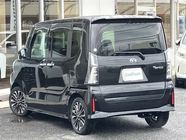 ダイハツ タント カスタム RS 山口県 2022(令4)年 3.5万km ブラックマイカメタリック 純正ディスプレイオーディオ/＆パノラミックビューカメラ/＆フルセグTV/フロアマット/ドアバイザー/純正LEDヘッドライト/純正フォグランプ/純正15インチアルミ/スマートキー/エンジンプッシュスタート/両側パワースライド/オートライト/フロントシートヒーター