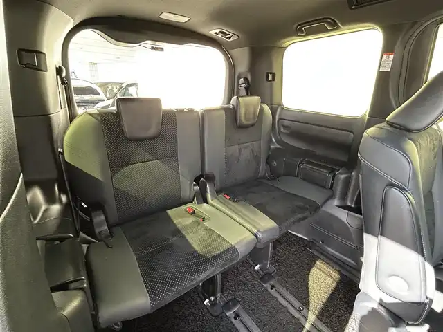 トヨタ ヴォクシー ハイブリッド ZS 煌Ⅲ 福岡県 2021(令3)年 2.5万km ホワイトパールクリスタルシャイン 純正10型メモリーナビ【フルセグTV・CD・DVD・HDMI】 バックモニター 後席モニター コーナーセンサー 両側パワスラ クルーズコントロール ドラレコ ビルトインETC2.0 シートヒーター スマートキー 純正LEDヘッドライト 純正フロアマット 純正アルミホイール プッシュスタート