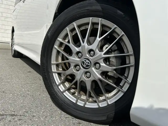 トヨタ ヴォクシー ハイブリッド ZS 煌Ⅲ 福岡県 2021(令3)年 2.5万km ホワイトパールクリスタルシャイン 純正10型メモリーナビ【フルセグTV・CD・DVD・HDMI】 バックモニター 後席モニター コーナーセンサー 両側パワスラ クルーズコントロール ドラレコ ビルトインETC2.0 シートヒーター スマートキー 純正LEDヘッドライト 純正フロアマット 純正アルミホイール プッシュスタート