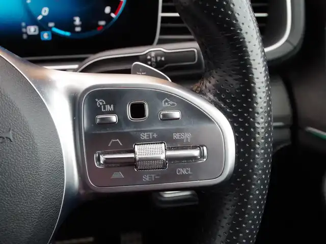 メルセデス・ベンツ ＧＬＥ４００ｄ 4MATIC スポーツ 埼玉県 2020(令2)年 2.8万km カバンサイトブルー ブラックレザーシート/アダプティブクルーズコントロール/レーダーセーフティパッケージ/パノラミックスライディングルーフ/ヘッドアップディスプレイ/Burmesterサウンド/パークセンサー/ブラインドスポットモニター/全周囲カメラ/純正ナビ/ドラレコ/ETC/フルセグTV/温冷カップホルダー/パフュームアトマイザー/GPSレーダー探知機/シートヒーター/ベンチレーション/シートポジションメモリー機能/21インチAMGホイール