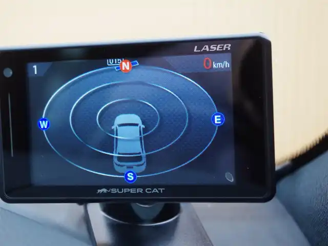 メルセデス・ベンツ ＧＬＥ４００ｄ 4MATIC スポーツ 埼玉県 2020(令2)年 2.8万km カバンサイトブルー ブラックレザーシート/アダプティブクルーズコントロール/レーダーセーフティパッケージ/パノラミックスライディングルーフ/ヘッドアップディスプレイ/Burmesterサウンド/パークセンサー/ブラインドスポットモニター/全周囲カメラ/純正ナビ/ドラレコ/ETC/フルセグTV/温冷カップホルダー/パフュームアトマイザー/GPSレーダー探知機/シートヒーター/ベンチレーション/シートポジションメモリー機能/21インチAMGホイール