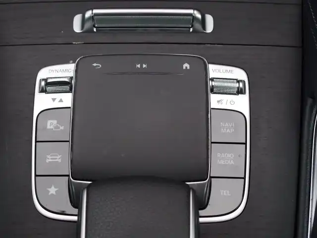 メルセデス・ベンツ ＧＬＥ４００ｄ 4MATIC スポーツ 埼玉県 2020(令2)年 2.8万km カバンサイトブルー ブラックレザーシート/アダプティブクルーズコントロール/レーダーセーフティパッケージ/パノラミックスライディングルーフ/ヘッドアップディスプレイ/Burmesterサウンド/パークセンサー/ブラインドスポットモニター/全周囲カメラ/純正ナビ/ドラレコ/ETC/フルセグTV/温冷カップホルダー/パフュームアトマイザー/GPSレーダー探知機/シートヒーター/ベンチレーション/シートポジションメモリー機能/21インチAMGホイール