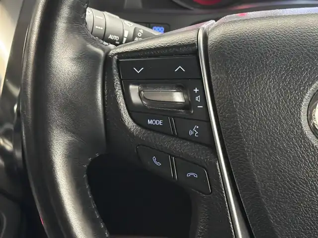 トヨタ アルファード S Cパッケージ 三重県 2018(平30)年 2.1万km ホワイトパールクリスタルシャイン ガソリン/FF/MTモード付インパネCVT/純正 10インチナビ NSZT-Z66T/（FM/AM/CD/DVD/TV/SD/SDREC/Bluetooth/USB/HDMI）/12.1インチ 後席モニター V12T-R66C/バックガイドモニター/モデリスタエアロ（F/S/R下）、スポーツマフラー、19インチAW/両側パワースライドドア/ドライブレコーダー 前方/ETC2.0/Toyota Safety Sense/・プリクラッシュセーフティ/・レーントレーシングアシスト/・クリアランスソナー/・パーキングサポートブレーキ/・アダプティブハイビームシステム/・レーダークルコン/・ロードサインアシスト/・先行車発進告知機能/など/装備/・ツインムーンルーフ*/・【DOP】電子インナーミラー/・合皮シート/・パワーシート（D/N）/・エグゼクティブパワーシート（電動リクライニング＆オットマン（N/2nd））/・パワーバックドア/・シートヒーター・ベンチレーション（D/N）/・ステアリングヒーター/・オートライト/・3眼LEDヘッドランプ/・左右・後席独立オートエアコン/・純正18AW/・保/取/ナビ取/・スマートキーx2/・社外セキュリティ付/・社外テールランプ（純正品車載）/など