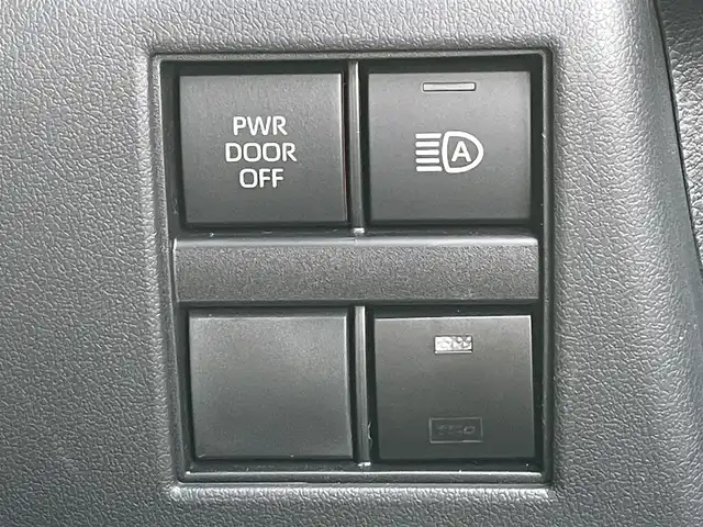 トヨタ アルファード Z 愛知県 2024(令6)年 0.8万km ブラック /禁煙//左右独立ムーンルーフ//純正フリップダウンモニター//純正ナビ//BT/フルセグ/USB/Miracast/TVキャンセラー//バックカメラ//全方位カメラ//純正18AW//黒革シート//シートヒーター（全席）//シートベンチレーション（全席）//メモリー機能付きパワーシート//デジタルインナーミラー//前後ドライブレコーダー//ビルトインETC2.0//両側パワースライドドア//ACC/PCS/LTA/BSM/RSA/HUD//先行車発進告知//前後クリアランスソナー//横滑り防止装置//電子制御パーキングブレーキ//ブレーキホールド//電動リアゲート//LEDオートライト//LEDフォグランプ//オートマチックハイビーム//本革巻きステアリング//ステアリングヒーター//ステアリングスイッチ//置くだけ充電//MTモード付AT//オートリトラウィンカーミラー//オットマン//純正フロアマット//純正ドアバイザー//スペアタイヤ//スペアスマートキー//取扱説明書//新車時保証書//////////