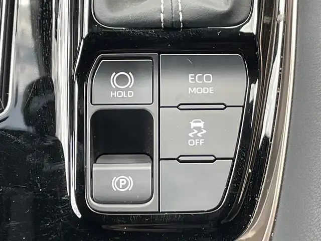 トヨタ アルファード Z 愛知県 2024(令6)年 0.8万km ブラック /禁煙//左右独立ムーンルーフ//純正フリップダウンモニター//純正ナビ//BT/フルセグ/USB/Miracast/TVキャンセラー//バックカメラ//全方位カメラ//純正18AW//黒革シート//シートヒーター（全席）//シートベンチレーション（全席）//メモリー機能付きパワーシート//デジタルインナーミラー//前後ドライブレコーダー//ビルトインETC2.0//両側パワースライドドア//ACC/PCS/LTA/BSM/RSA/HUD//先行車発進告知//前後クリアランスソナー//横滑り防止装置//電子制御パーキングブレーキ//ブレーキホールド//電動リアゲート//LEDオートライト//LEDフォグランプ//オートマチックハイビーム//本革巻きステアリング//ステアリングヒーター//ステアリングスイッチ//置くだけ充電//MTモード付AT//オートリトラウィンカーミラー//オットマン//純正フロアマット//純正ドアバイザー//スペアタイヤ//スペアスマートキー//取扱説明書//新車時保証書//////////