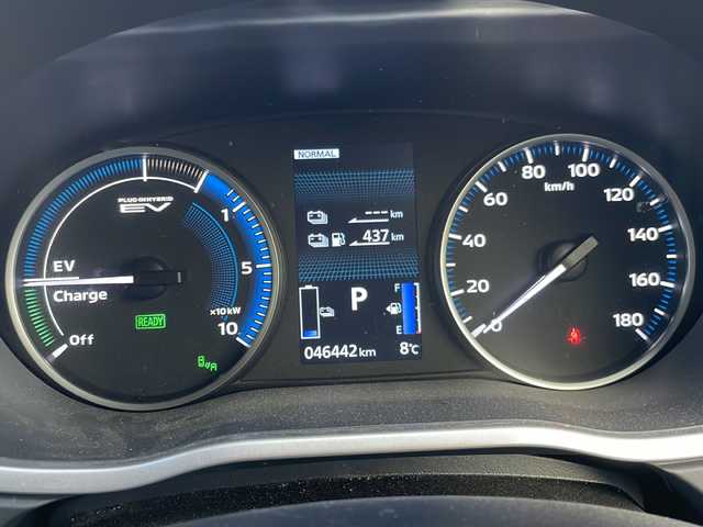 三菱 エクリプス クロス ＰＨＥＶ P 道東・釧路十勝 2021(令3)年 4.7万km ホワイトダイヤモンド 純正ナビ(AM/FM/BT/フルセグTV)/ハーフレザー/ドラレコ前後/積み込みタイヤ(スタッドレス)/ETC/アダプティブクルーズコントロール/衝突被害軽減システム/バッテリー冷却ファンスイッチ/バックカメラ/ステアリングヒーター/レーンアシスト/プラグインコンセント/横滑り防止/電格ミラー/シートヒーター前席/プッシュスタート