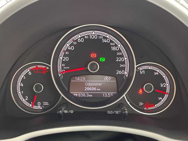 フォルクスワーゲン ザ・ビートル Rラインマイスター 広島県 2019(令1)年 2.1万km ディープブラックパールエフェクト 禁煙車/クルーズコントロール/パーキングアシスト機能/ブラインドスポットモニター/コーナーセンサー/純正SDナビ/・TV/CD/DVD/BT/バックカメラ/前後ドライブレコーダー/LEDヘッドライト/オートライト/LEDヘッドライト/フォグランプ/レザーシート/前席シートヒーター/プッシュスタート/純正18インチAW/純正フロアマット/ETC/スペアキー/取扱説明書