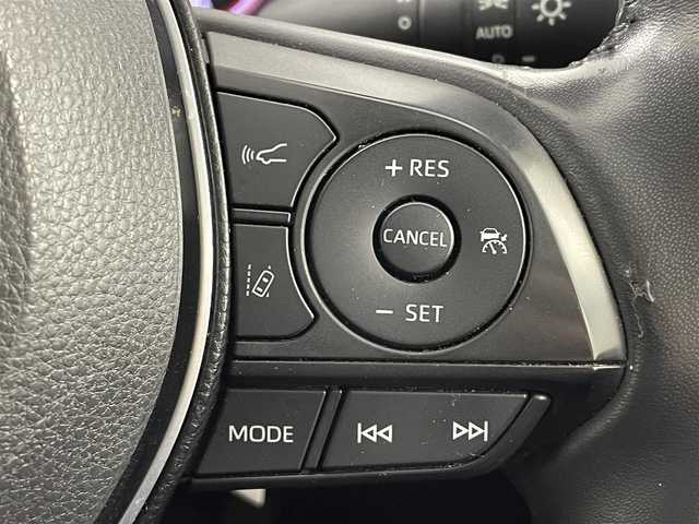 トヨタ ＲＡＶ４ G 道東・釧路十勝 2019(令1)年 6.4万km ホワイトパールクリスタルシャイン 4WD/トヨタセーフティセンス/・プリクラッシュセーフティ/・レーンキープアシスト/・オートマチックハイビーム/・ロードサインアシスト/・レーダークルーズコントロール/・先行車発進告知機能/・ブラインドスポットモニター/・リヤクロストラフィックアラート/・クリアランスソナー/・パーキングサポートブレーキ/ＴＲＤエアロ（フロント／サイド／リア）/純正メモリナビ/・型番：NSZT-Y68T/・CD/DVD/USB/HDMI/Bluetooth/・バックカメラ/・ビルトインＥＴＣ/・純正ドライブレコーダー/・デジタルインナーミラー/パワーバックドア/オートライト/・LEDヘッドライト/・フォグランプ/レザーシート/・全席シートヒーター/・Ｄ席メモリー付パワーシート/純正18インチAW/革巻きステアリング/・ステアリングヒーター/・ステアリングスイッチ/電子パーキングブレーキ/・オートブレーキホールド/ルーフレール