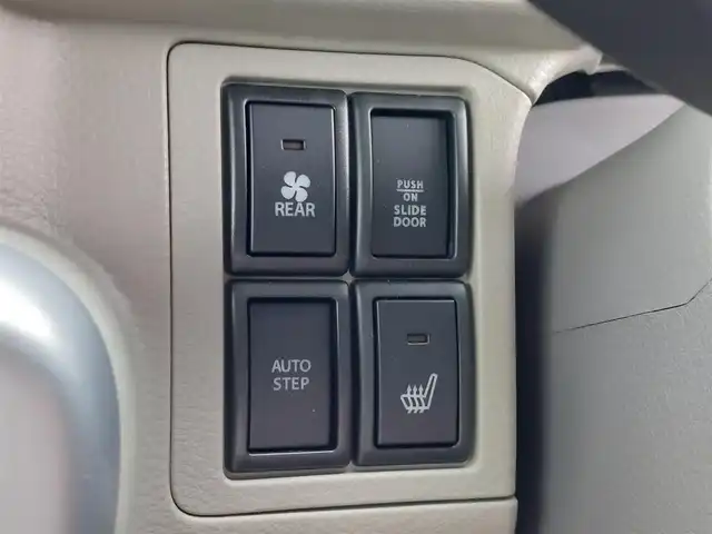 スズキ エブリィ ワゴン PZターボ スペシャル ハイルーフ 東京都 2024(令6)年 0.3万km クールカーキPM ハイルーフ/デュアルカメラブレーキサポート/レーンキープアシスト/純正ディスプレイオーディオ/バックカメラ/フルセグ/BT/ドライブレコーダー/シートヒーター/障害物センサー/アイドリングストップ/スマートキー/純正14インチAW/オートライト
