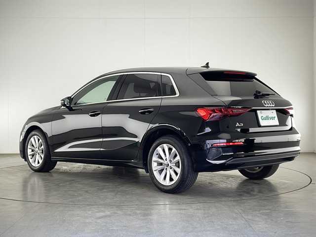 アウディ Ａ３ SB 30TFSI 宮崎県 2021(令3)年 2.7万km ミトスブラックメタリック 純正ナビ/ワンセグテレビ/ＡＭ・ＦＭ/バックカメラ　/Ｄ／Ｎ席シートヒーター/電子パーキングブレーキ/クルーズコントロール/コーナーセンサー　/パーキングアシスト/オートライト　/パドルシフト/ＥＴＣ2.0/プッシュスタート/ウィンカーミラー