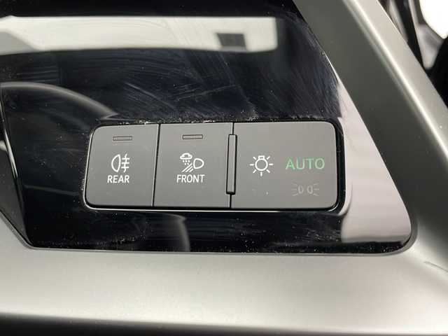 アウディ Ａ３ SB 30TFSI 宮崎県 2021(令3)年 2.7万km ミトスブラックメタリック 純正ナビ/ワンセグテレビ/ＡＭ・ＦＭ/バックカメラ　/Ｄ／Ｎ席シートヒーター/電子パーキングブレーキ/クルーズコントロール/コーナーセンサー　/パーキングアシスト/オートライト　/パドルシフト/ＥＴＣ2.0/プッシュスタート/ウィンカーミラー