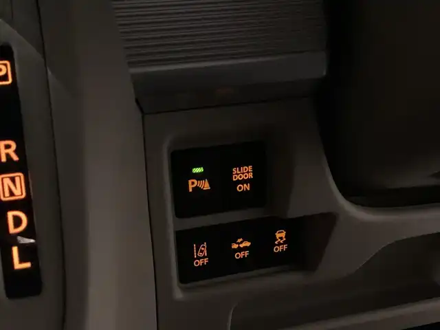 スズキ スペーシア HYBRID X 愛知県 2019(平31)年 2.5万km ピュアホワイトP ワンオーナー　/純正SDナビ　/フルセグ　/両側パワースライドドア　/シートヒーター　/レーダーブレーキサポート　/LDA /コーナーセンサー　/全方位カメラ　/バックカメラ　/アイドリングストップ　/スマートキー