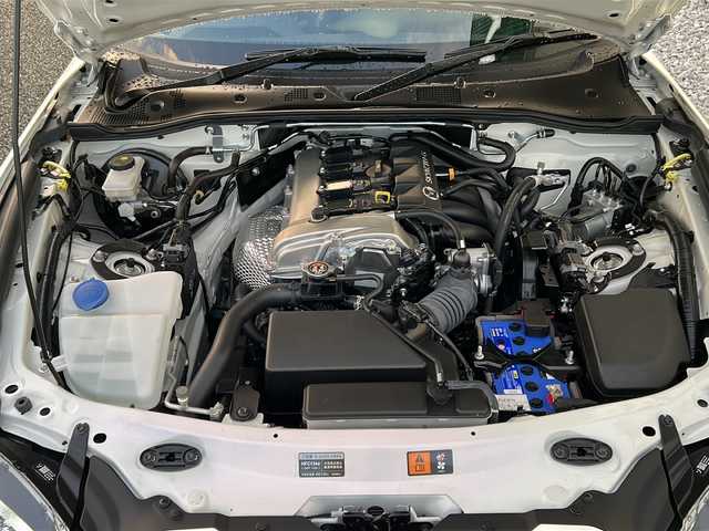 マツダ ロードスター ネイビー トップ 福岡県 2022(令4)年 1.2万km スノーフレイクホワイトパールマイカ 純正メーカーナビ7インチ/(FM/AM/CD/DVD/BT/フルTV/AppleCarPlay)/ワンオーナー/6MT/特別仕様車/ディーラーメンテ記録あり/ドライブレコーダー(CS-360FH)/レーンアシスト/スマートシティブレーキサポート/ブラインドスポットモニター/標識認識/リアコーナーセンサー/ウインドディフレクター/D席＋N席シートヒーター/LEDヘッドライト/オートワイパー/ETC/レザーシート/純正フロアマット