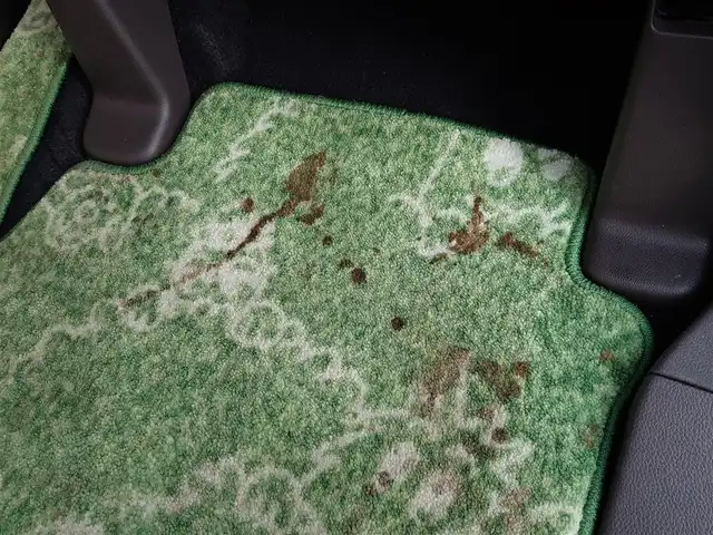 ホンダ Ｎ ＢＯＸ G EX ターボ ホンダセンシング 秋田県 2019(令1)年 3.7万km プラチナホワイトパール ４WD/社外SDナビ(Bluetooth/CD/DVD/フルセグ)/バックフロントカメラ/ビルトインETC/クルーズコントロール/車線逸脱警報/両側パワースライドドア/アイドリングストップ/社外フロアマット/純正AW/前席シートヒーター/衝突被害軽減システム/リアデアイサー/純正スチールホイール/チップアップシート/LEDヘッドライト/スマートキー