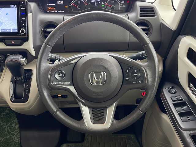 ホンダ Ｎ ＢＯＸ G EX ターボ ホンダセンシング 秋田県 2019(令1)年 3.7万km プラチナホワイトパール ４WD/社外SDナビ(Bluetooth/CD/DVD/フルセグ)/バックフロントカメラ/ビルトインETC/クルーズコントロール/車線逸脱警報/両側パワースライドドア/アイドリングストップ/社外フロアマット/純正AW/前席シートヒーター/衝突被害軽減システム/リアデアイサー/純正スチールホイール/チップアップシート/LEDヘッドライト/スマートキー