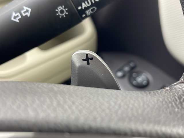 ホンダ Ｎ ＢＯＸ G EX ターボ ホンダセンシング 秋田県 2019(令1)年 3.7万km プラチナホワイトパール ４WD/社外SDナビ(Bluetooth/CD/DVD/フルセグ)/バックフロントカメラ/ビルトインETC/クルーズコントロール/車線逸脱警報/両側パワースライドドア/アイドリングストップ/社外フロアマット/純正AW/前席シートヒーター/衝突被害軽減システム/リアデアイサー/純正スチールホイール/チップアップシート/LEDヘッドライト/スマートキー