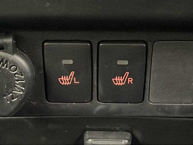 トヨタ ルーミー カスタムG 宮城県 2021(令3)年 6.9万km レーザーブルークリスタルシャイン 禁煙車/スマートアシスト/・衝突軽減ブレーキ/・アダプティブクルーズコントロール/・レーンディパーチャーアラート/・オートハイビーム/純正９インチナビ/・ＣＤ.ＤＶＤ.Ｂｌｕｅｔｏｏｔｈ.ＨＤＭＩ/フルセグＴＶ/バックカメラ/両側パワースライドドア/DNシートヒーター/前後クリアランスソナー/ミラー型前後ドライブレコーダー（G850+）/ビルトインETC2.0/プッシュスタート/スマートキー/LEDヘッドライト/LEDフォグランプ/サンシェード/純正14インチアルミホイール/フロアマット/ドアバイザー