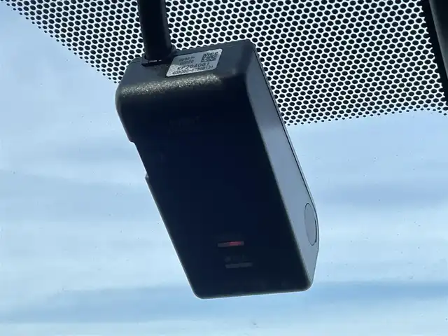 トヨタ シエンタ ハイブリッド G 佐賀県 2017(平29)年 5.8万km レッドマイカM ワンオーナー/純正SDナビゲーション/・フルセグTV/CD/DVD/SD/Bluetooth/バックカメラ/前方ドライブレコーダー/ビルトインETC/両側パワースライドドア/DN席シートヒーター/ISOFIX対応/革巻きステアリング/ステアリングリモコン/純正LEDヘッドライト/・オートマチックハイビーム/純正フォグランプ/純正フロアマット/純正ドアバイザ―/新車保証書/取扱説明書/スペアキー１本/トヨタセーフティセンスC/プリクラッシュセーフティ/レーンディパーチャーアラート/先行車発進お知らせ機能/クリアランスソナー