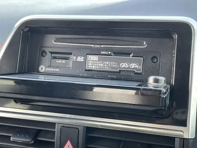 トヨタ シエンタ ハイブリッド G 佐賀県 2017(平29)年 5.8万km レッドマイカM ワンオーナー/純正SDナビゲーション/・フルセグTV/CD/DVD/SD/Bluetooth/バックカメラ/前方ドライブレコーダー/ビルトインETC/両側パワースライドドア/DN席シートヒーター/ISOFIX対応/革巻きステアリング/ステアリングリモコン/純正LEDヘッドライト/・オートマチックハイビーム/純正フォグランプ/純正フロアマット/純正ドアバイザ―/新車保証書/取扱説明書/スペアキー１本/トヨタセーフティセンスC/プリクラッシュセーフティ/レーンディパーチャーアラート/先行車発進お知らせ機能/クリアランスソナー