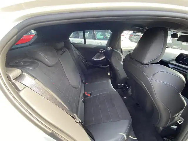 ＢＭＷ ＢＭＷ １２０ｄ Mスポーツ 福岡県 2025(令7)年 0.5万km アルピンホワイトⅢ ・1オーナー/・アクティブクルーズコントロール/・純正ナビ/BT/USB/carplay/・全方位カメラ/・ハーフレザーシート/シートヒーター/・ドライブレコーダー/・ミラー型ETC/・純正18AW/・LEDライト/・BLIS/・ヘッドアップディスプレイ/・ワイヤレス充電